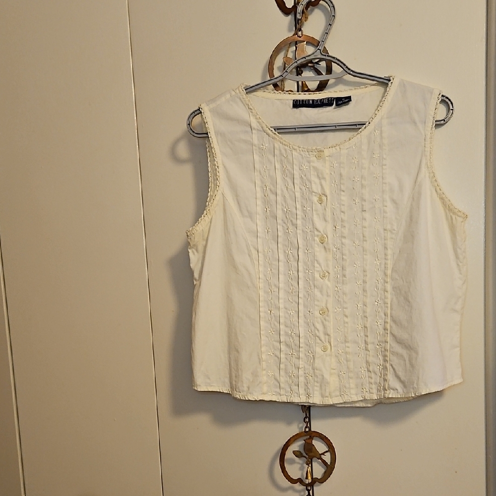 Cotton Express Ivory Sleeveless Blouse